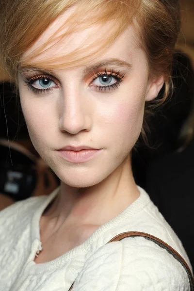Look 5